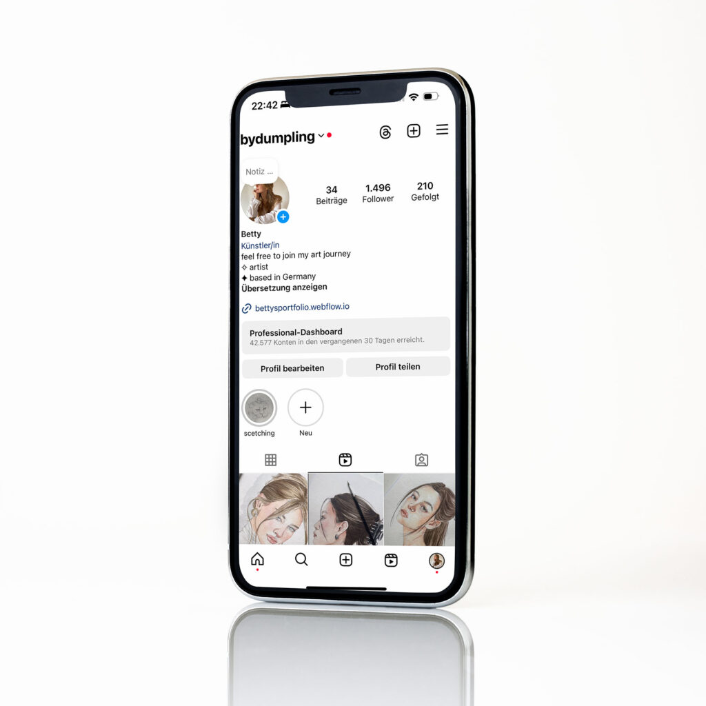 Social_Media_mockup_1